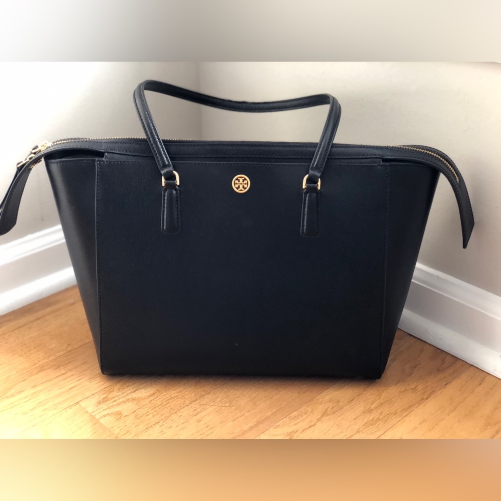 Like NEW! Tory Burch Black Leather Emerson Large Double Zip Tote